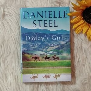 DADDY'S GIRLS by Danielle Steel✨